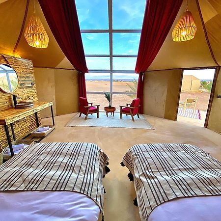 Sky View Camp Hotel Merzouga Bagian luar foto