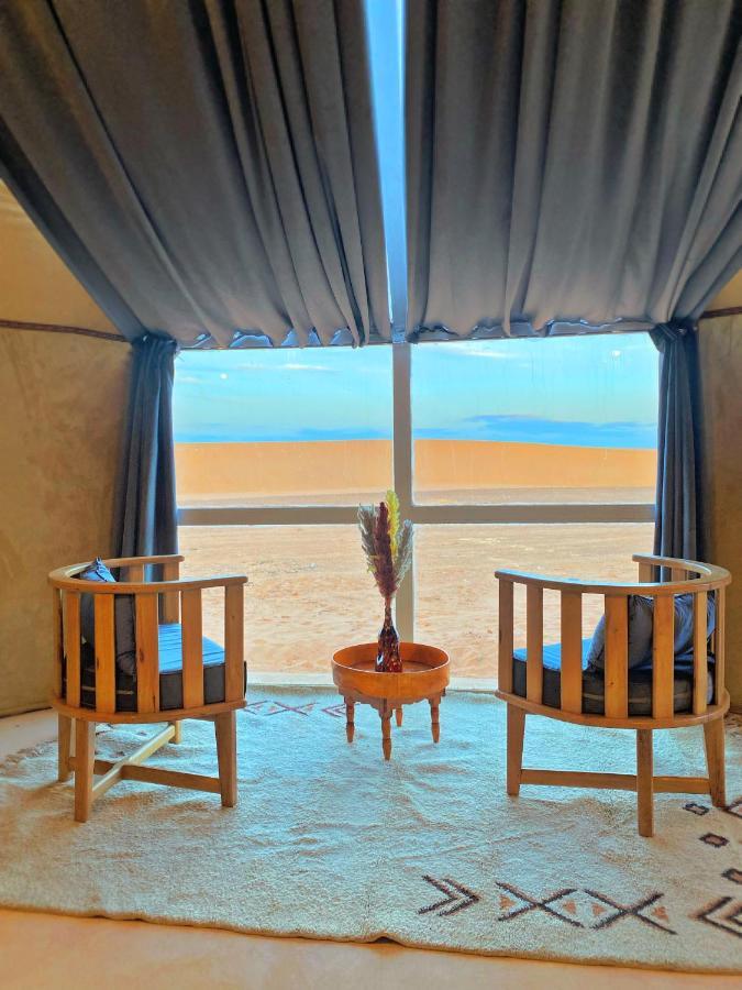 Sky View Camp Hotel Merzouga Bagian luar foto