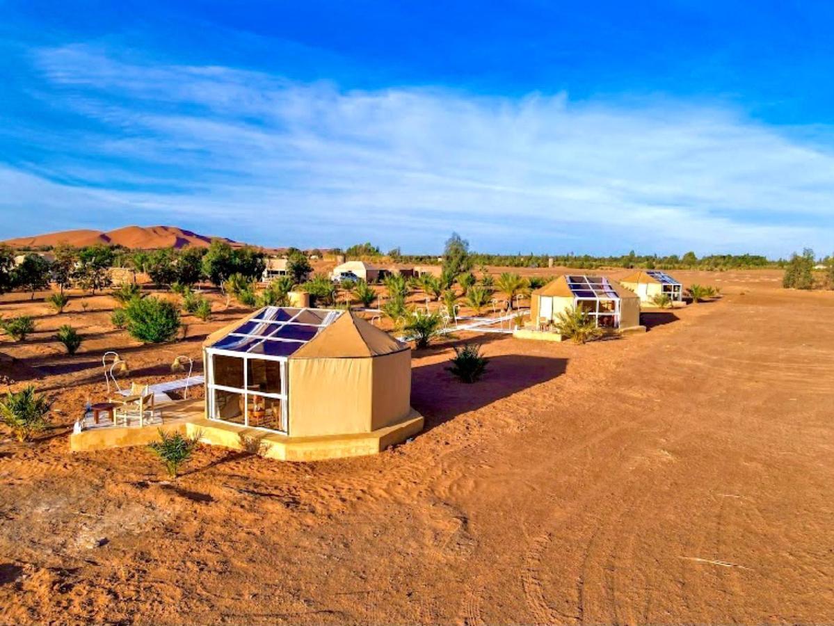 Sky View Camp Hotel Merzouga Bagian luar foto