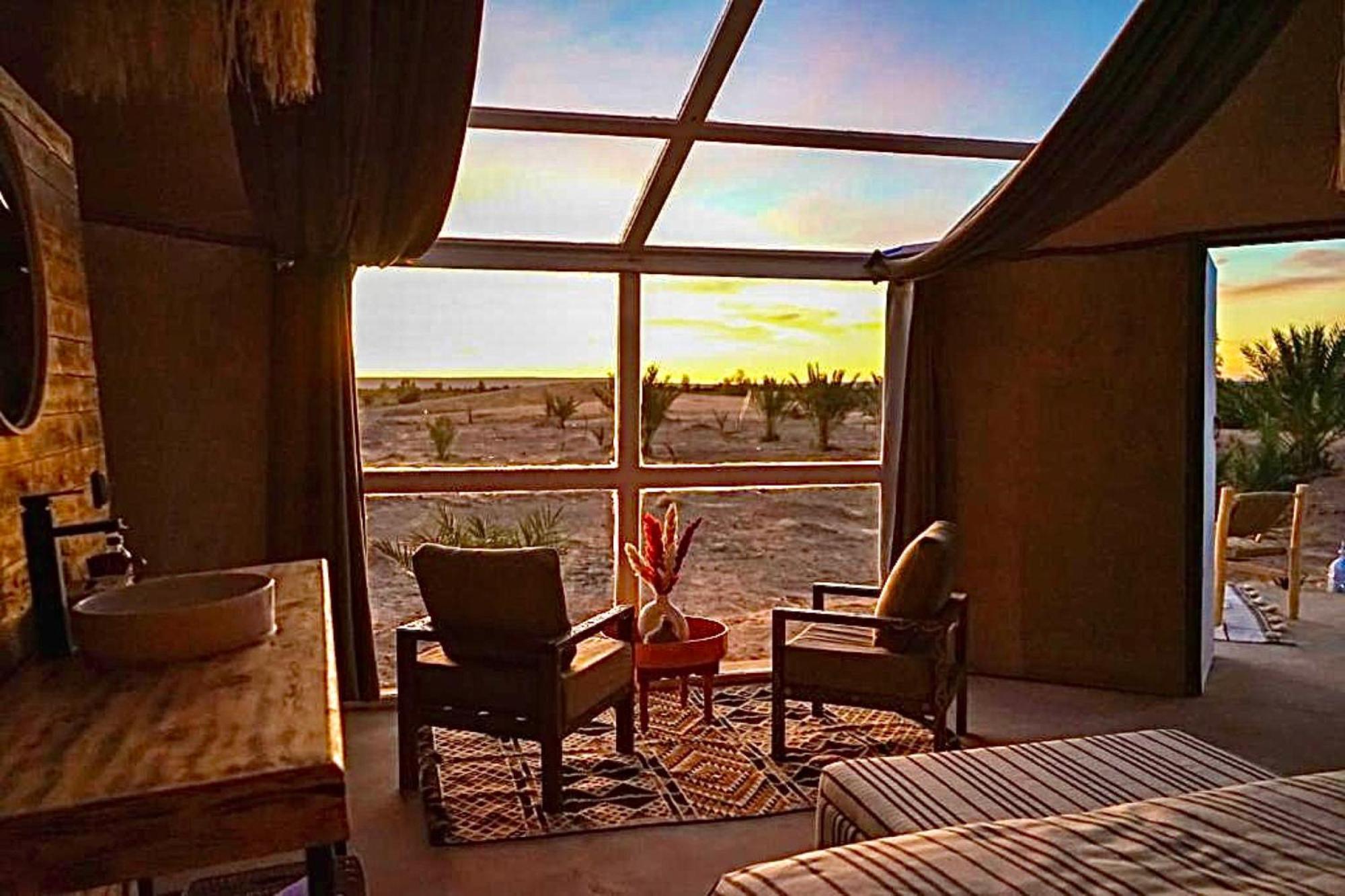 Sky View Camp Hotel Merzouga Bagian luar foto