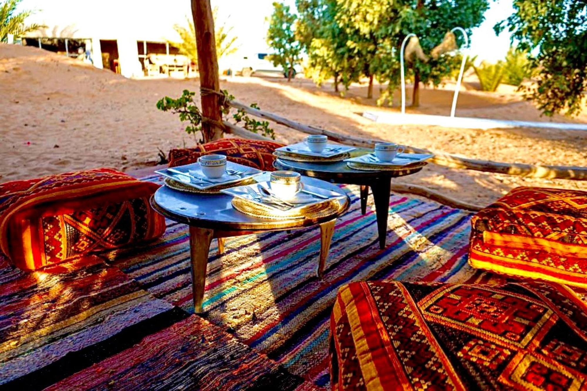 Sky View Camp Hotel Merzouga Bagian luar foto