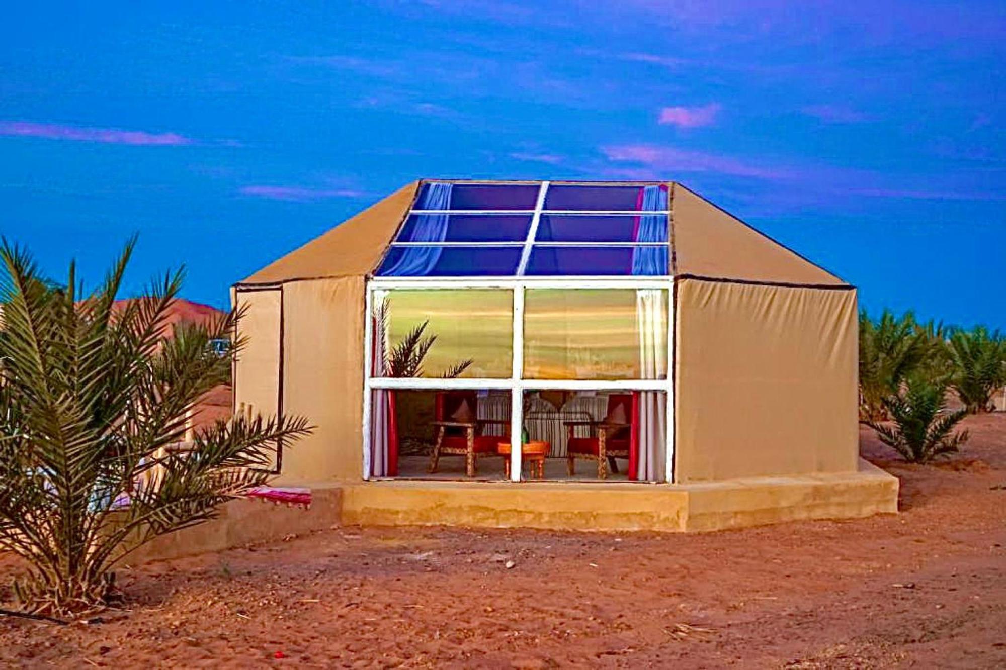 Sky View Camp Hotel Merzouga Bagian luar foto
