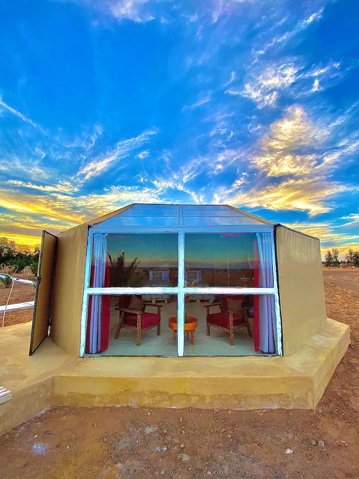 Sky View Camp Hotel Merzouga Bagian luar foto