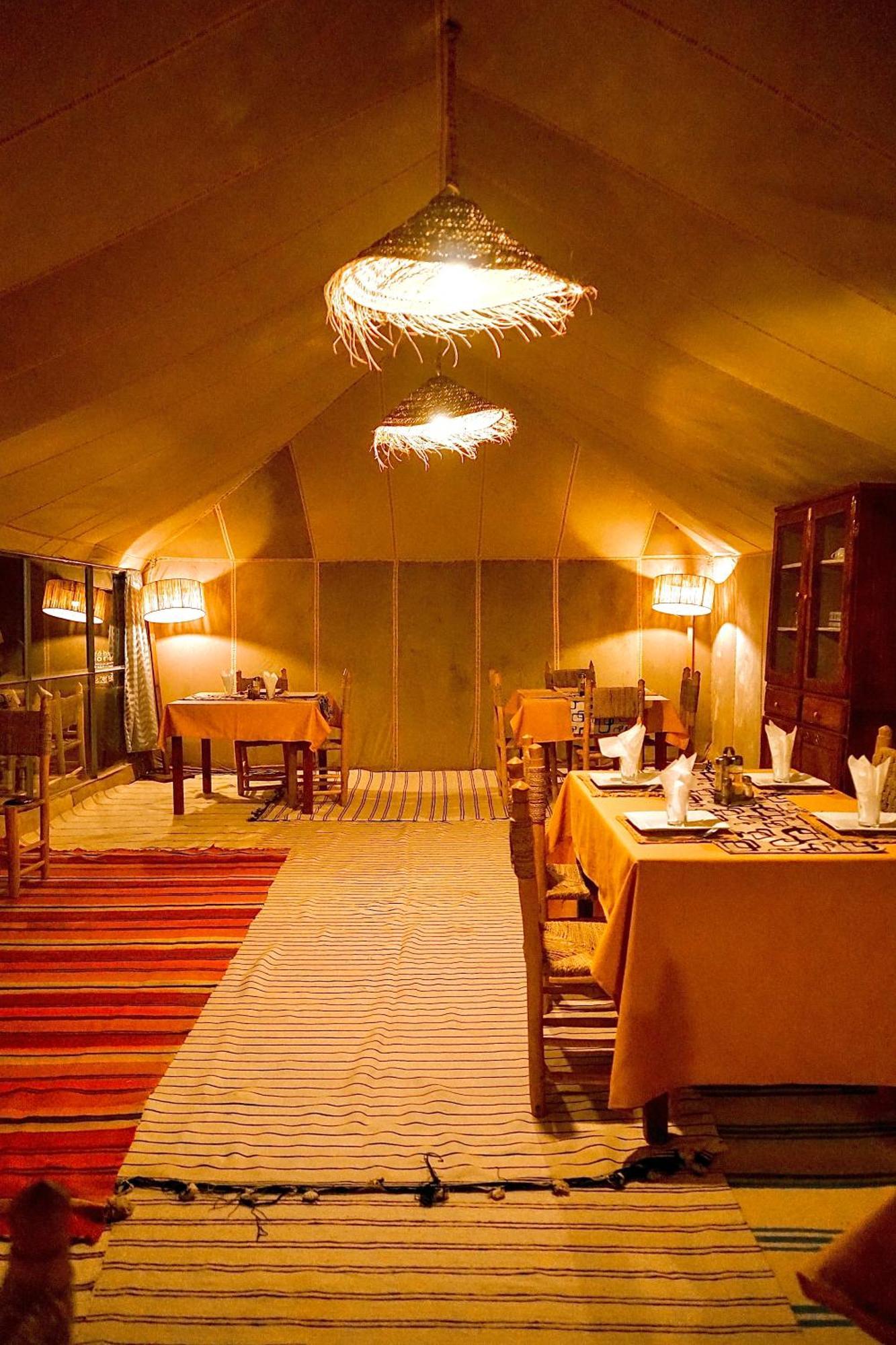 Sky View Camp Hotel Merzouga Bagian luar foto