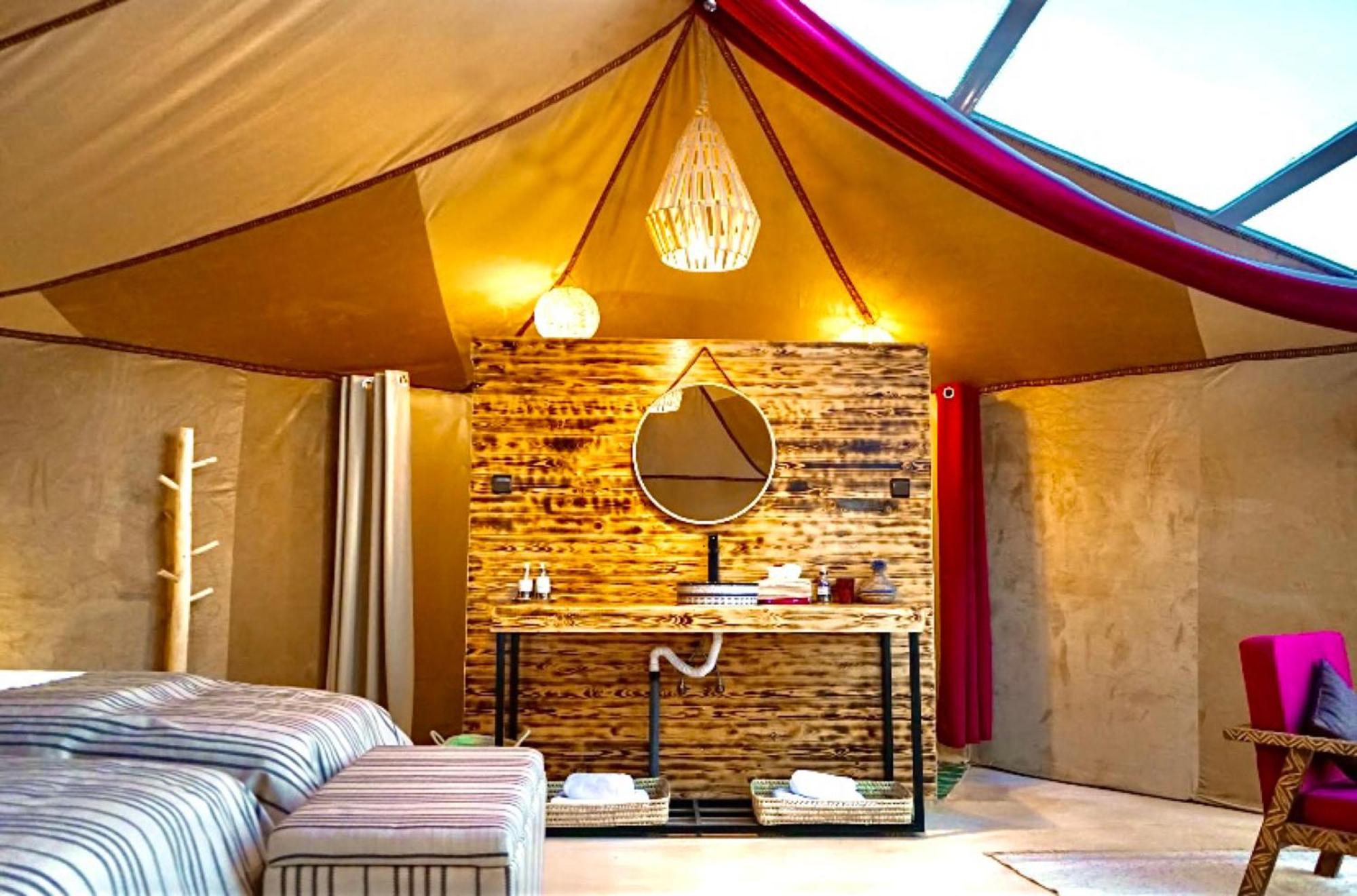 Sky View Camp Hotel Merzouga Bagian luar foto