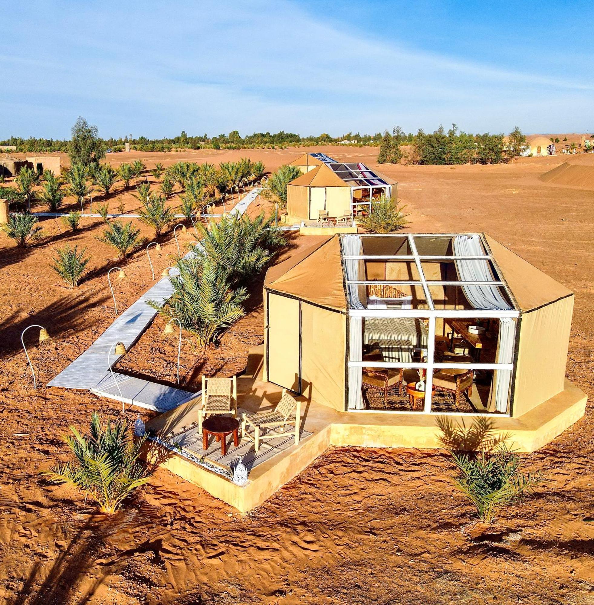 Sky View Camp Hotel Merzouga Bagian luar foto