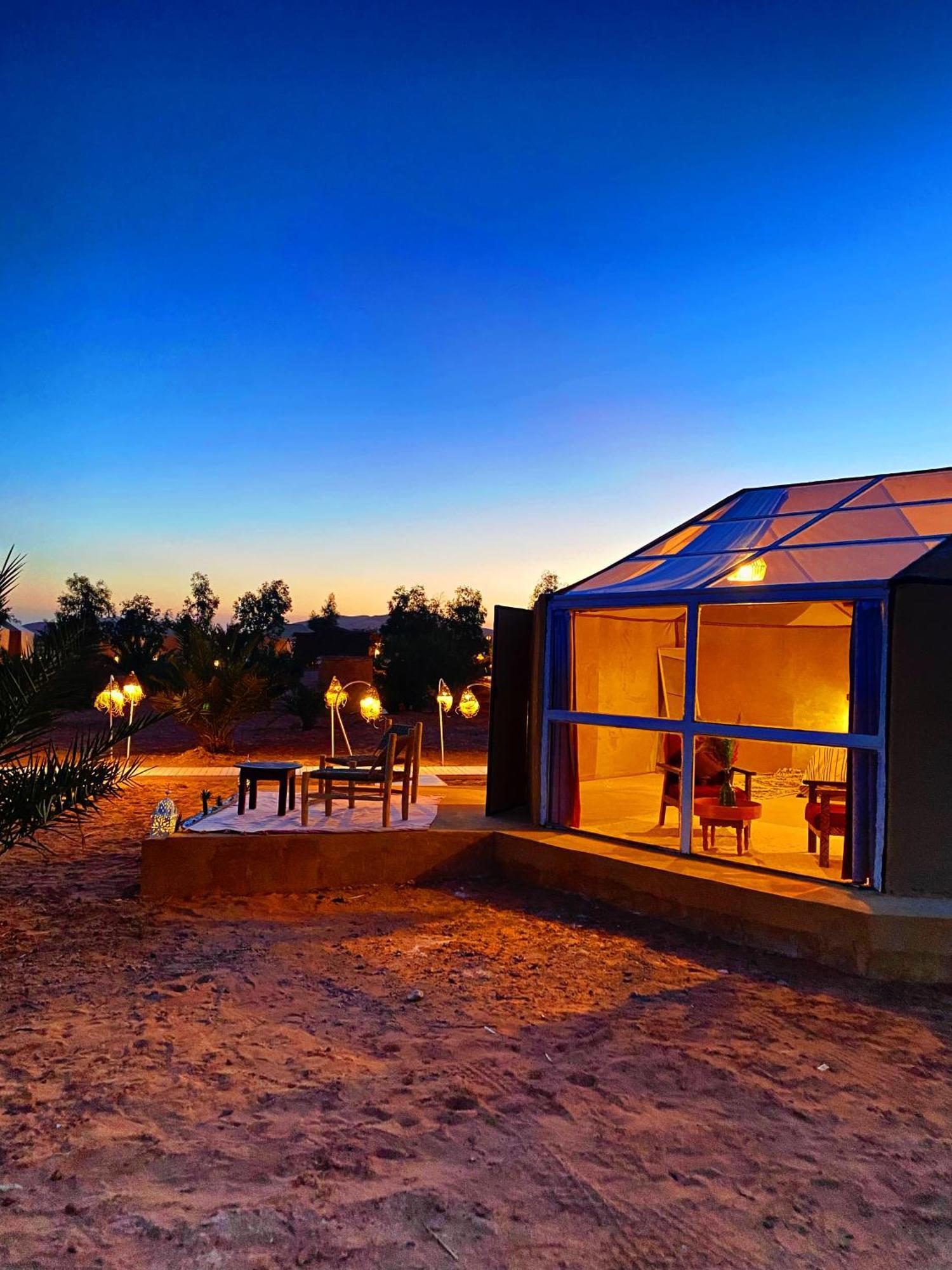 Sky View Camp Hotel Merzouga Bagian luar foto