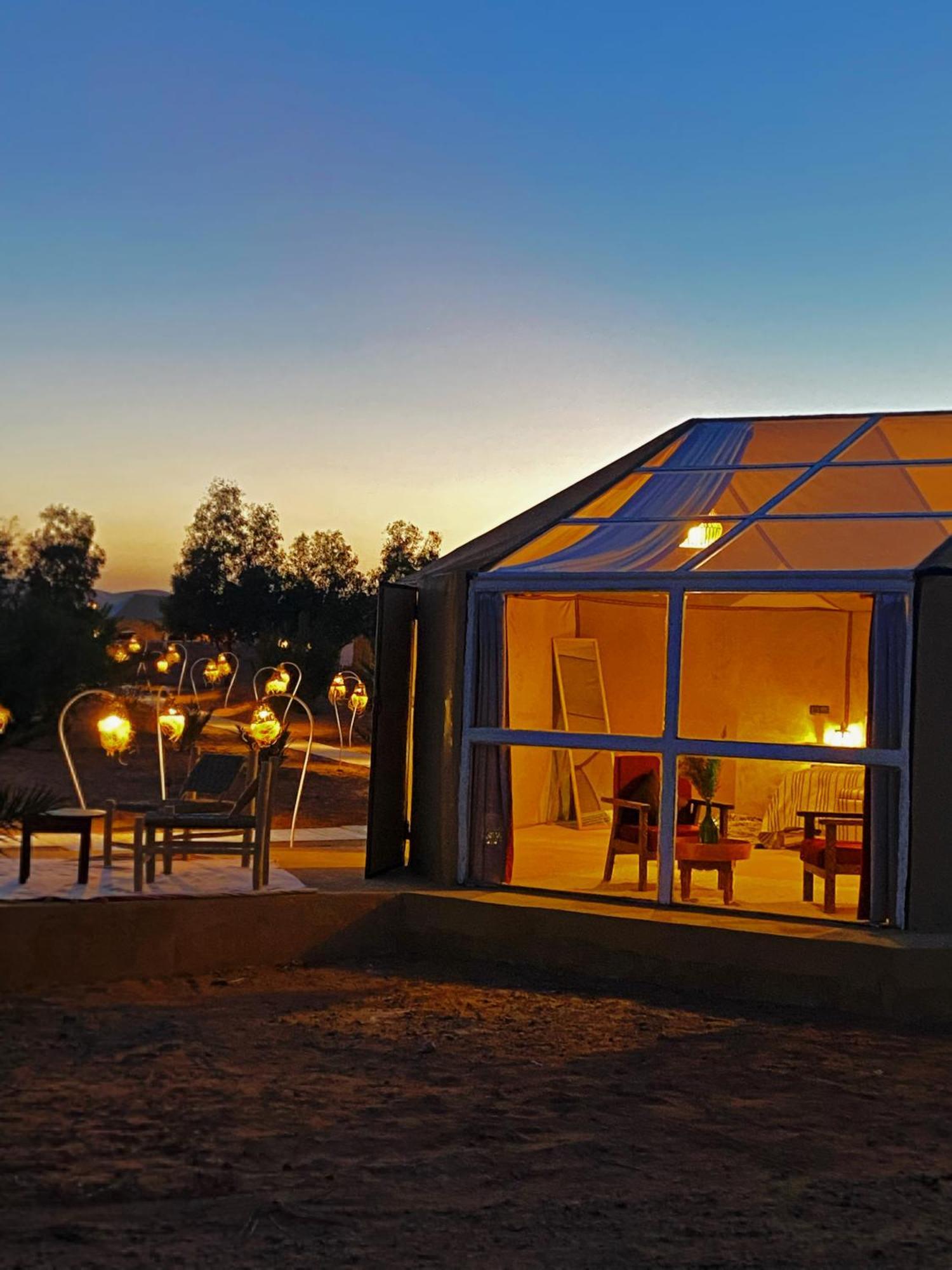 Sky View Camp Hotel Merzouga Bagian luar foto